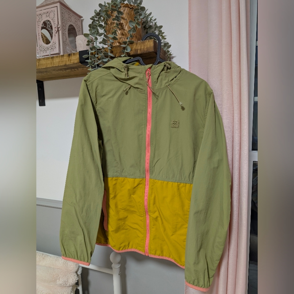 Windy Trails - Lightweight Jacket for Women